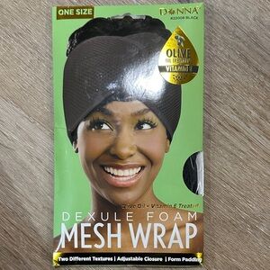Donna Black Deluxe Foam Mesh Wrap